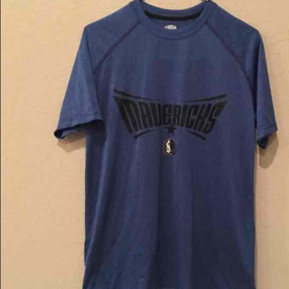 ⭐️ Mens M NBA Dallas Mavericks Dri Fit armour Tee